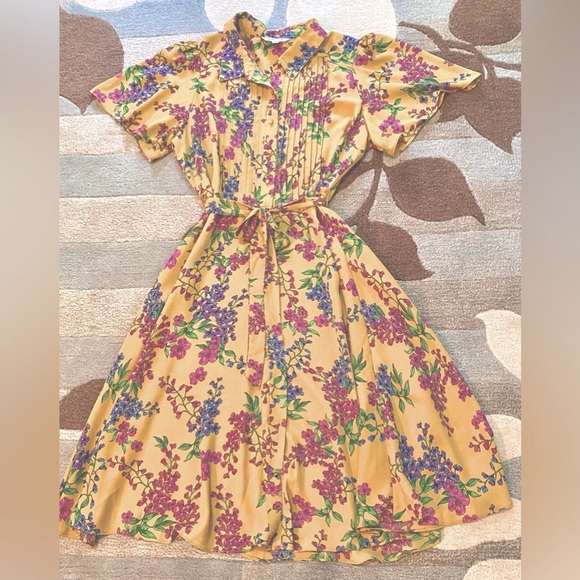 Nanette Lepore Floral Chiffon Button Up Shirtdress w Pintucks & Flutter Sleeves - Picture 3 of 9